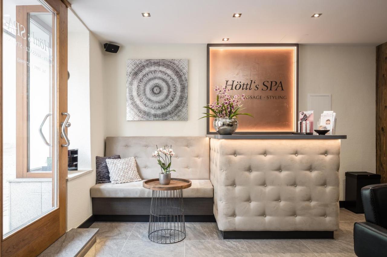 Hotel-Gasthof Hoettl เดกเกนดอร์ฟ ภายนอก รูปภาพ