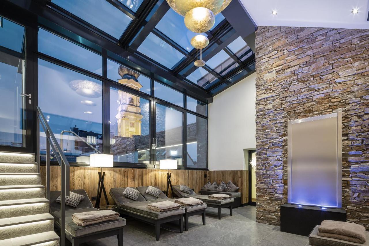 Hotel-Gasthof Hoettl เดกเกนดอร์ฟ ภายนอก รูปภาพ