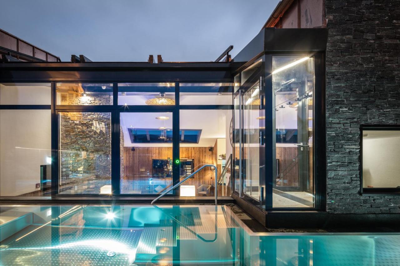 Hotel-Gasthof Hoettl เดกเกนดอร์ฟ ภายนอก รูปภาพ