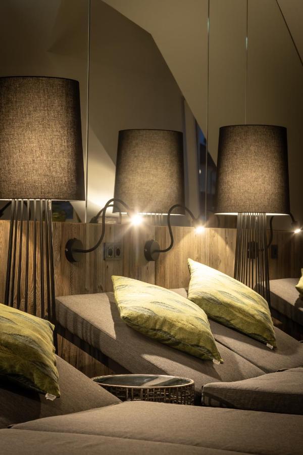 Hotel-Gasthof Hoettl เดกเกนดอร์ฟ ภายนอก รูปภาพ